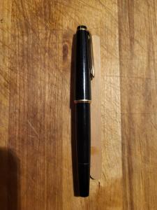 Vintage Montblanc No. 32 Fountain Pen, 14k Nib