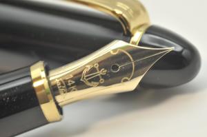 Sailor 1911 Fountain Pen with 14K H-EF Nib