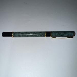 Waterman Vintage Green and Gold Fountain Pen