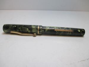 1930s Weidlich Green Marble Fountain Pen