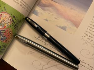 Two Vintage Shaffer Fountain Pens Set