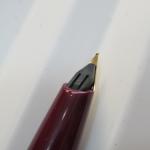 Burgundy Vintage Parker Fountain Pen - Medium Nib