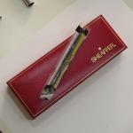 Burgundy Vintage Parker Fountain Pen - Medium Nib
