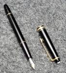 Montblanc Meisterstück Black Fountain Pen 14K Nib