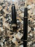 Montblanc Meisterstück 4810 Fountain Pen - Black Gold Trim