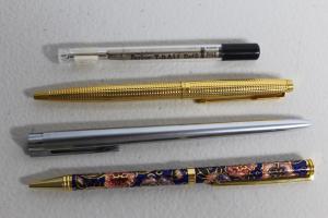 Vintage Cloisonné Enamel Ballpoint Pens Set