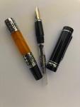 Elegant Vintage Fountain Pen in Classic Style