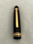 Montblanc 144 Vintage Celluloid Fountain Pen