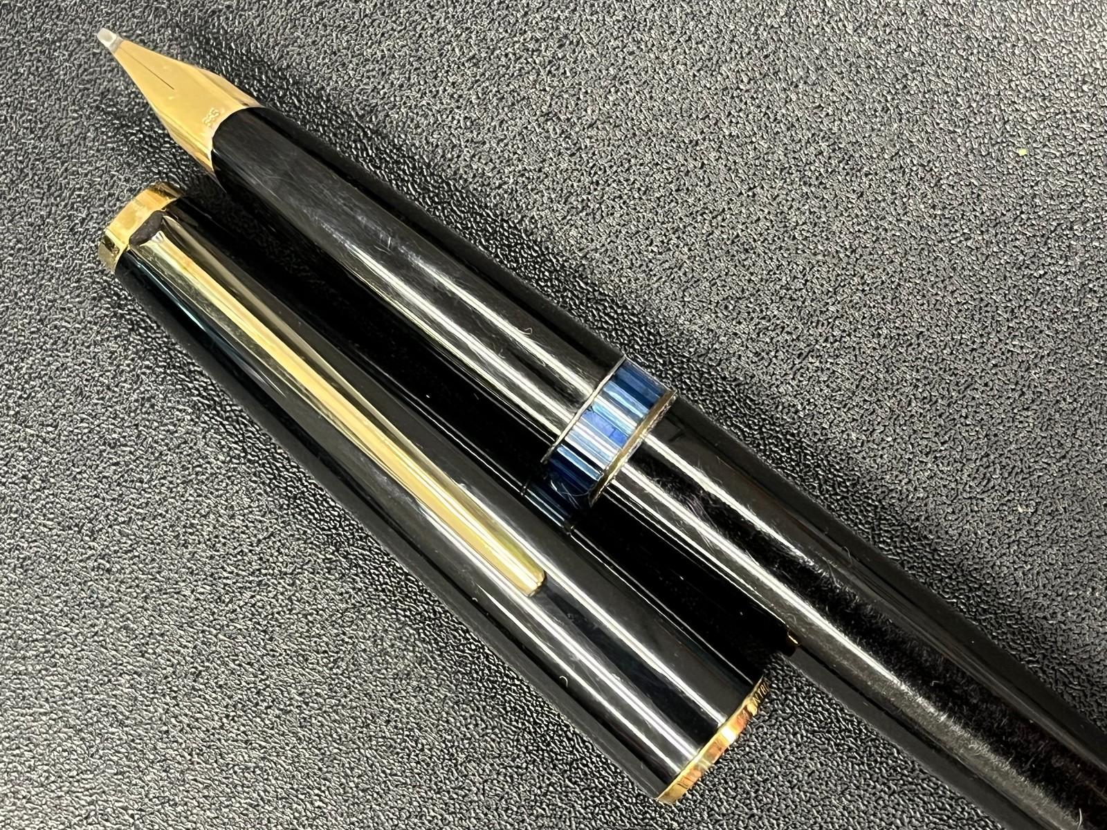 Montblanc Vintage 24 Fountain Pen with Gold Nib