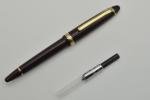 Vintage Sailor 1911 Fountain Pen Burgundy 14K Nib