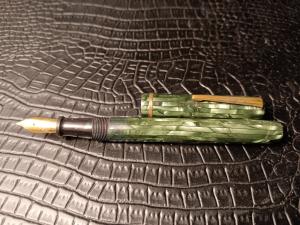 Vintage Striated Green Fountain Pen with Gold Nib