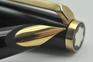 Vintage Montblanc 420 Black Fountain Pen