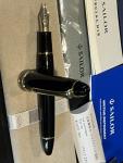 Sailor 1911L Black/Gold 21K Fude Fountain Pen