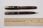 Parker Burgundy Pearl & Black Fountain Pen Set
