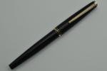 Montblanc 221 Vintage Fountain Pen with 14K Nib