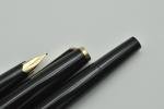 Montblanc 221 Vintage Fountain Pen with 14K Nib