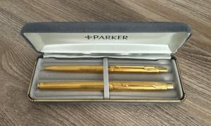 Parker Gold Plated Fountain and Ballpoint Pen Set