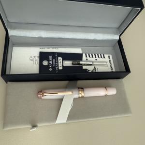 Sailor Hachimonjiya 14K Pink Fountain Pen