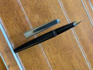 Vtg Black Steel  Montblanc 420 Style Fountain Pen - Steel M Nib