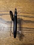 Sheaffer Statesman Black Gold Fountain Pen 14k Nib