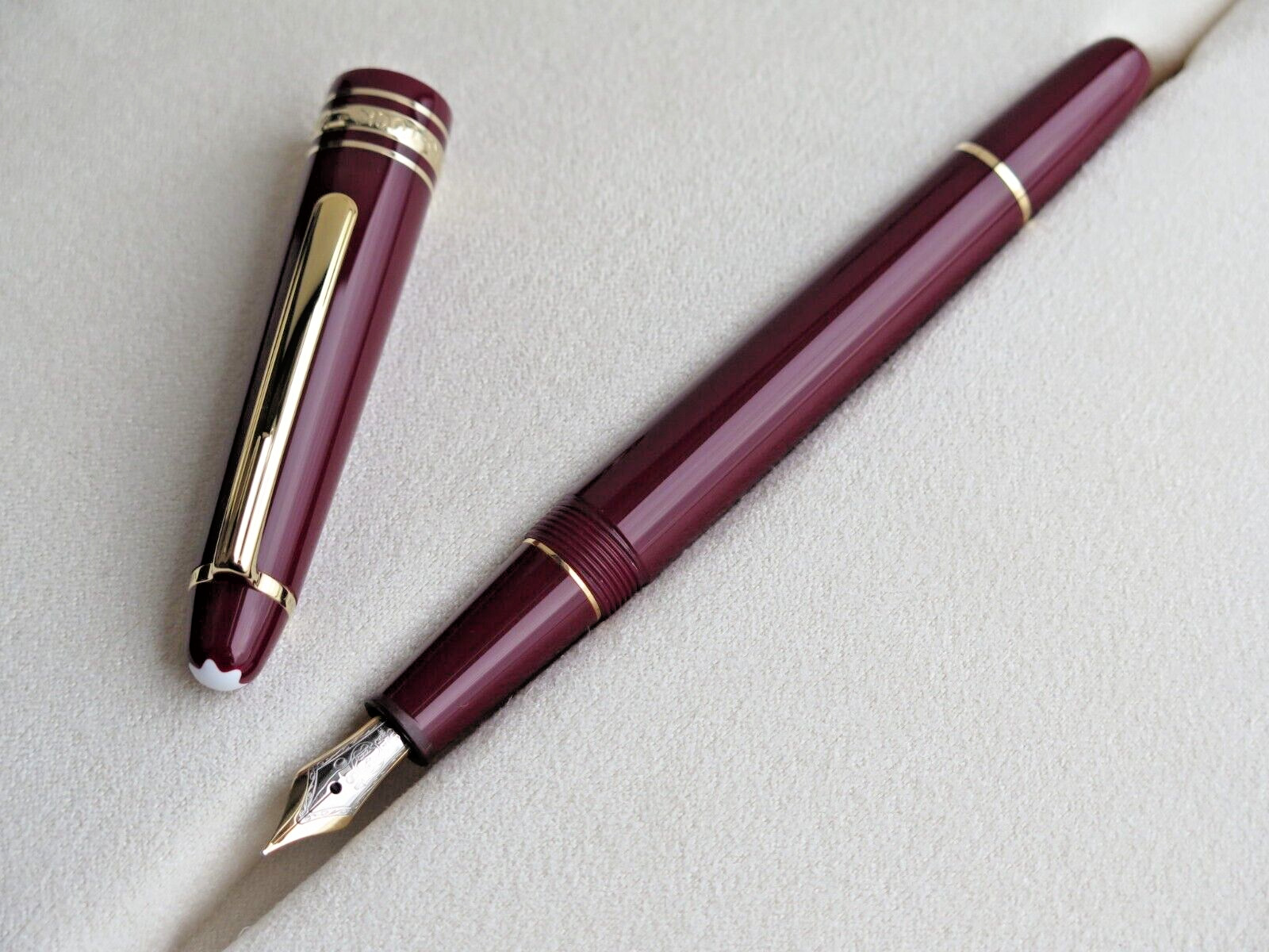 MONTBLANC Meisterstuck 145 Fountain Pen Bordeaux 14K
