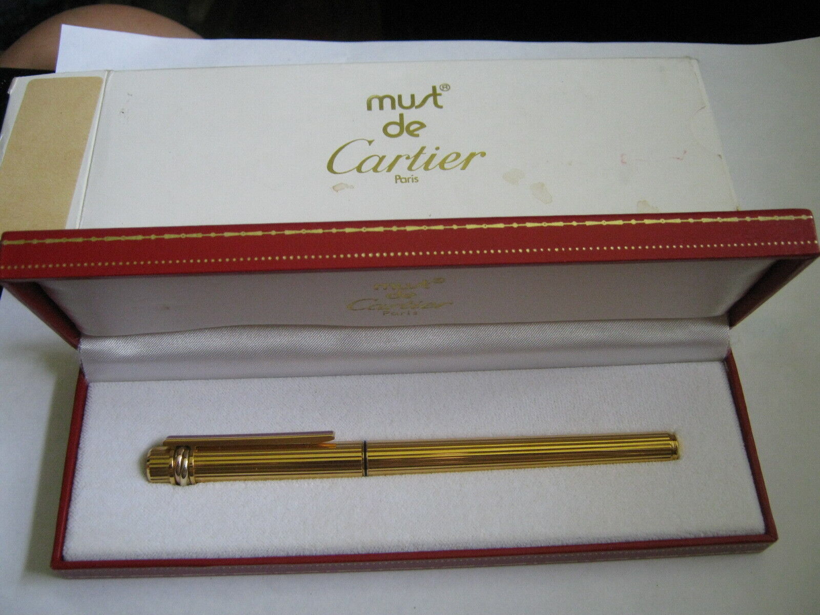 Cartier Trinity Godron Fountain Pen 18K Nib 379265