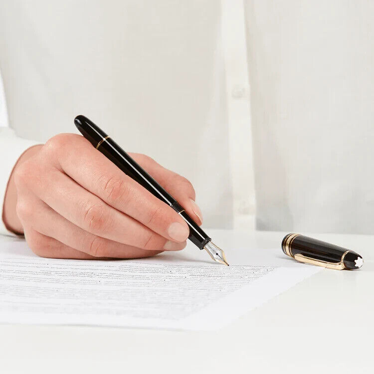 Montblanc Meisterstuck 145 Fountain Pen - Black & Gold