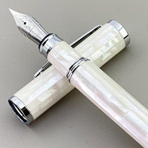 LACHIEVA Pearl Fountain Pen with Fine Nib