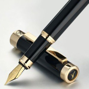 Stylish Black Lacquer Fountain Pen with Gold Accents