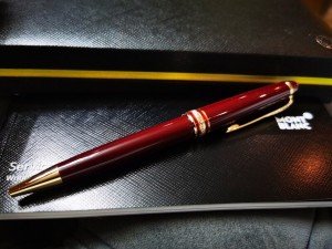 Montblanc Meisterstück Burgundy 164P Gold Trim Ballpoint Pen