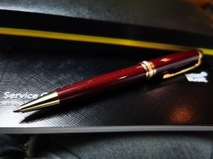 Montblanc Meisterstück Burgundy Gold Trim Ballpoint Pen