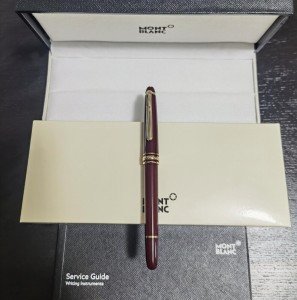 Montblanc Meisterstück Classique Gold/Red Rollerball Pen