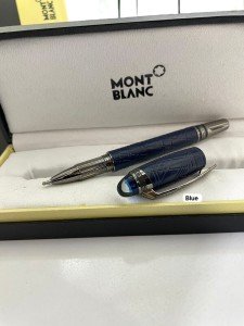 Montblanc Starwalker Luxury Rollerball Pen