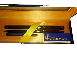 Waterman Black Lacquer & Gold Pen Set