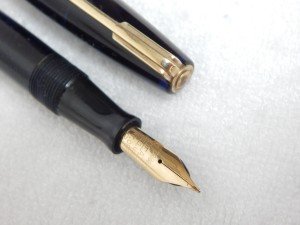 Waterman Vintage Blue Lucite Fountain Pen