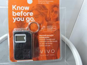 Vivo Keychain Compact Breathalyzer Device