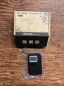 Portable Keychain Breathalyzer for Alcohol Testing