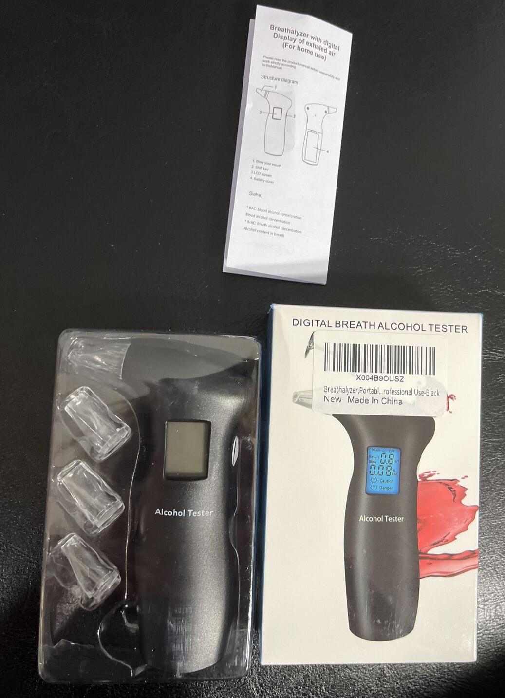 Portable Professional Breathalyzer Tester in Black