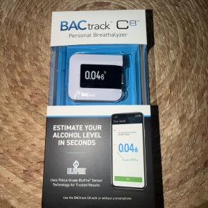 BACtrack C8 Bluetooth Personal Breathalyzer with Mouthpieces