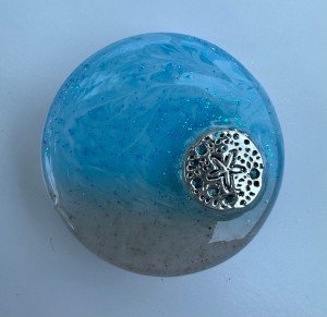 Handmade resin beach and sand dollar phone grip for smart phone