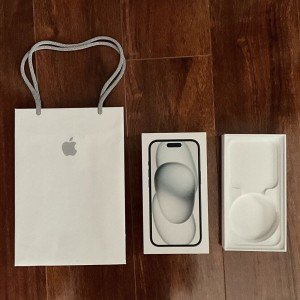 Apple iPhone 15 Black 256GB Empty Box And Apple Store Bag