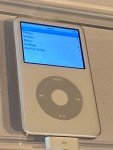 Sale ! APPLE IPOD Silver White 30Gb Early Iphone Style 2000s Vintage Audio Music Original Powers on As is Free Shipping