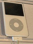 Sale ! APPLE IPOD Silver White 30Gb Early Iphone Style 2000s Vintage Audio Music Original Powers on As is Free Shipping