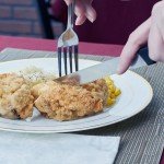 12-Pack Serrated Pointed-Tip Stainless Steel Steak Knives