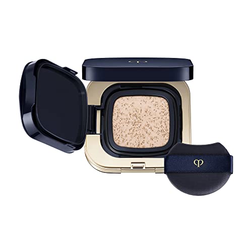 Luxurious Clé de Peau Beauté Dewy Foundation, Ivory