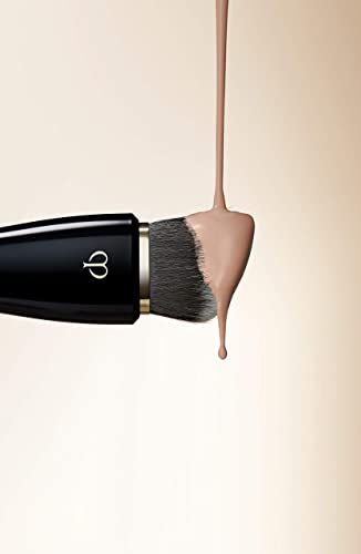 Clé de Peau Beauté Luxe Foundation Brush