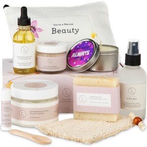 Lavender Spa Gift Set for Women - 9 Pieces