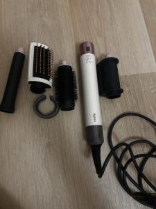 Dyson Airwrap HS05 Multi-Styler in Strawberry Bronze