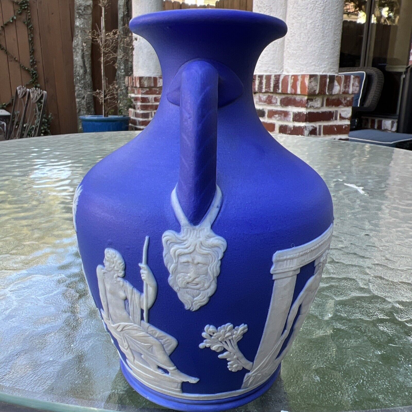 WEDGWOOD Antique Dark Blue Portland Vase 6