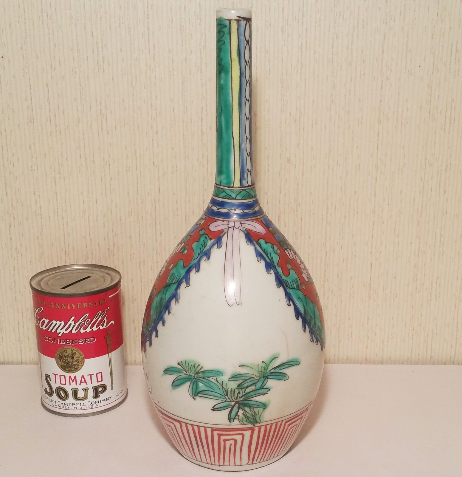 1700s Japanese Imari Porcelain Bulb Vase Kutani Pottery